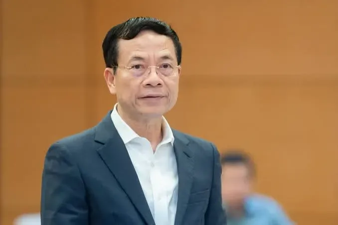 Nguyễn Mạnh Hùng